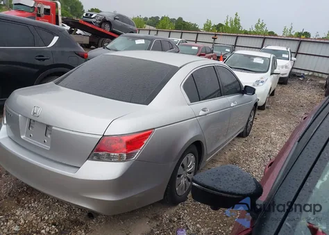 2008 Honda Accord 2.4 Lx from USA, damaged, VIN JHMCP26338C061650